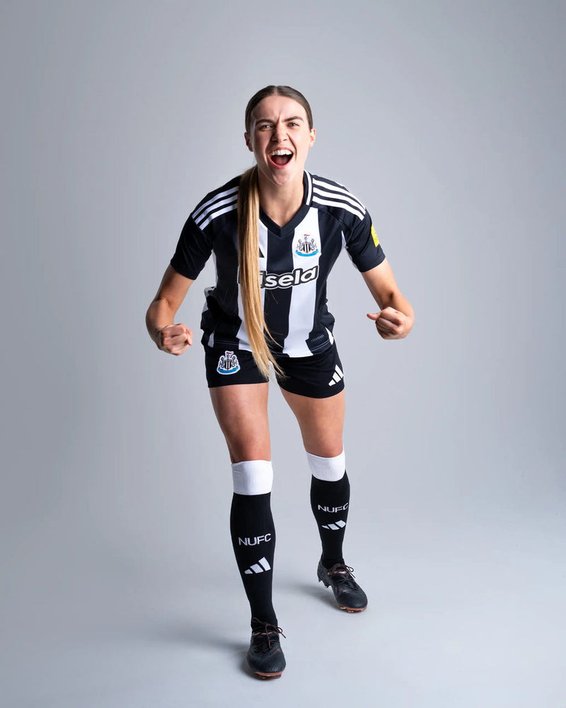 Camiseta Newcastle United 24/25- Femenino - Hincha