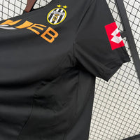 Camiseta Retro Juventus Away 01/02