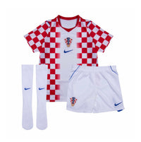 Conjunto para niño/niña Croacia Home 26/27 - Con Medias