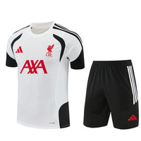 Conjunto para niño/niña Liverpool 26/27