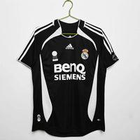 Camiseta Real Madrid Retro 06/07- Black