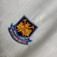 Camiseta Retro West Ham Iron Maiden 1999