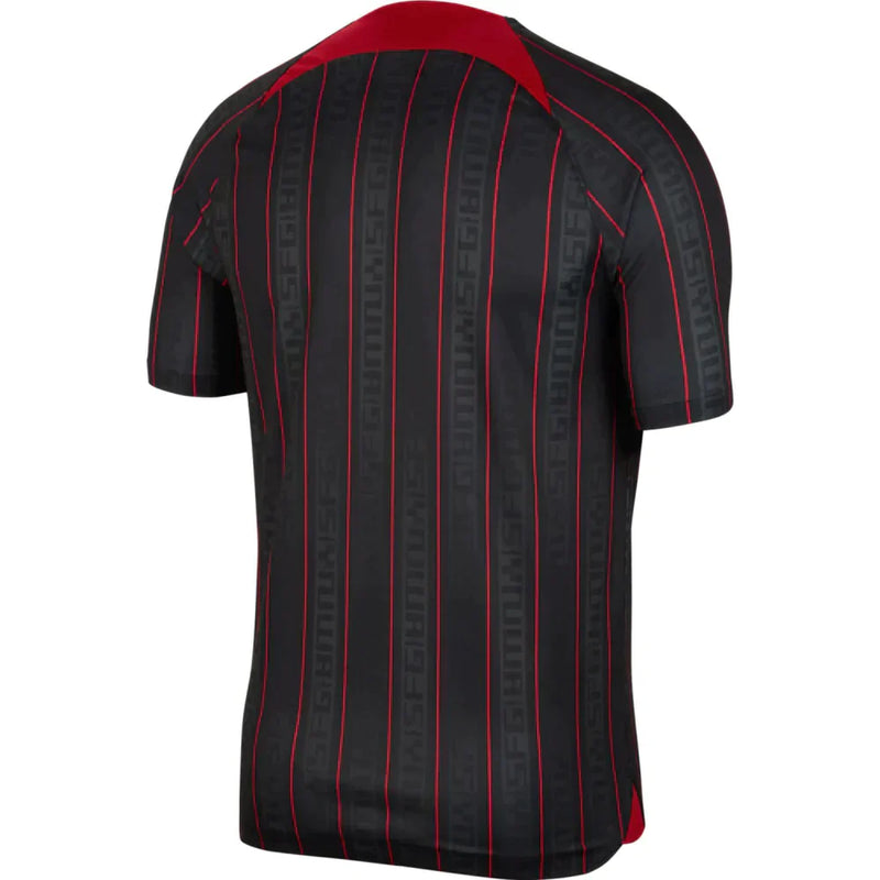 Camiseta Liverpool x Lebron James 23/24