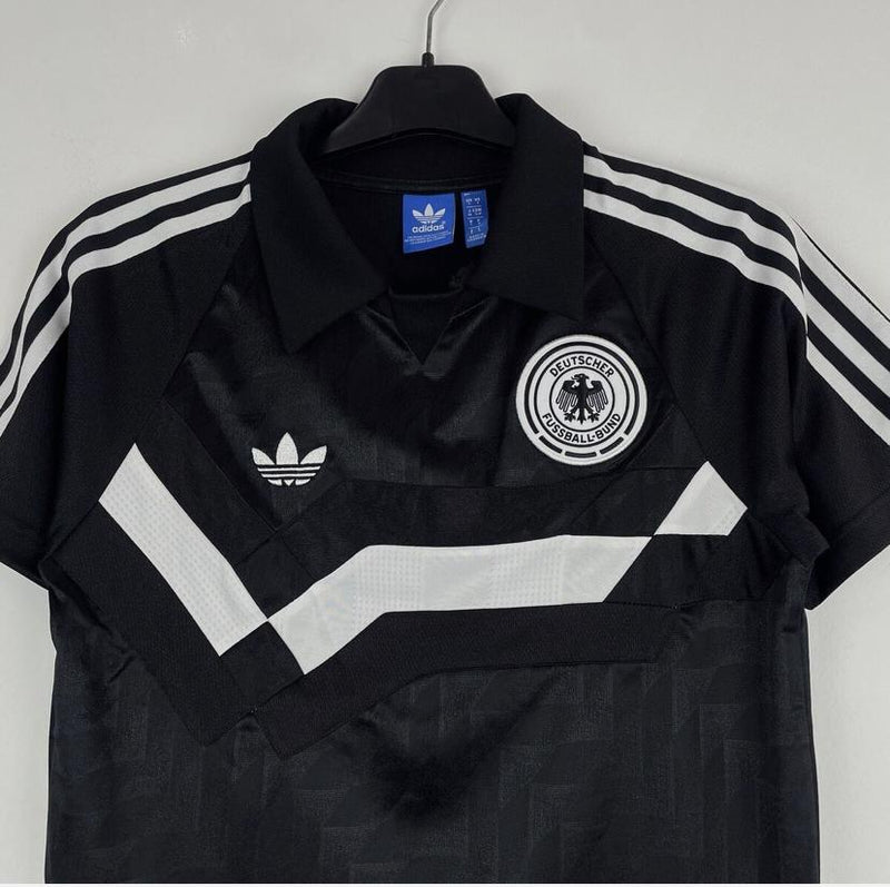 Camiseta ALEMANIA RETRO 1990 Away