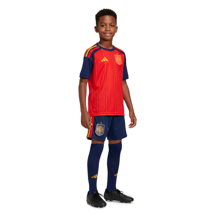 Conjunto para niño/niña España con medias Home 26/27