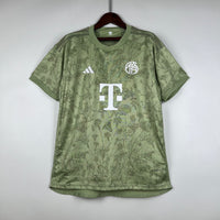 Camiseta Bayern de Munique Oktoberfest 23/24