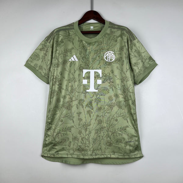 Camiseta Bayern de Munique Oktoberfest 23/24