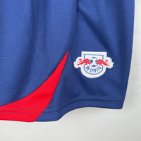 Conjunto para niño/niña Leipzig II 23/24