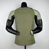 Camiseta Barcelona Treino Jugador 23/24 - Musgo