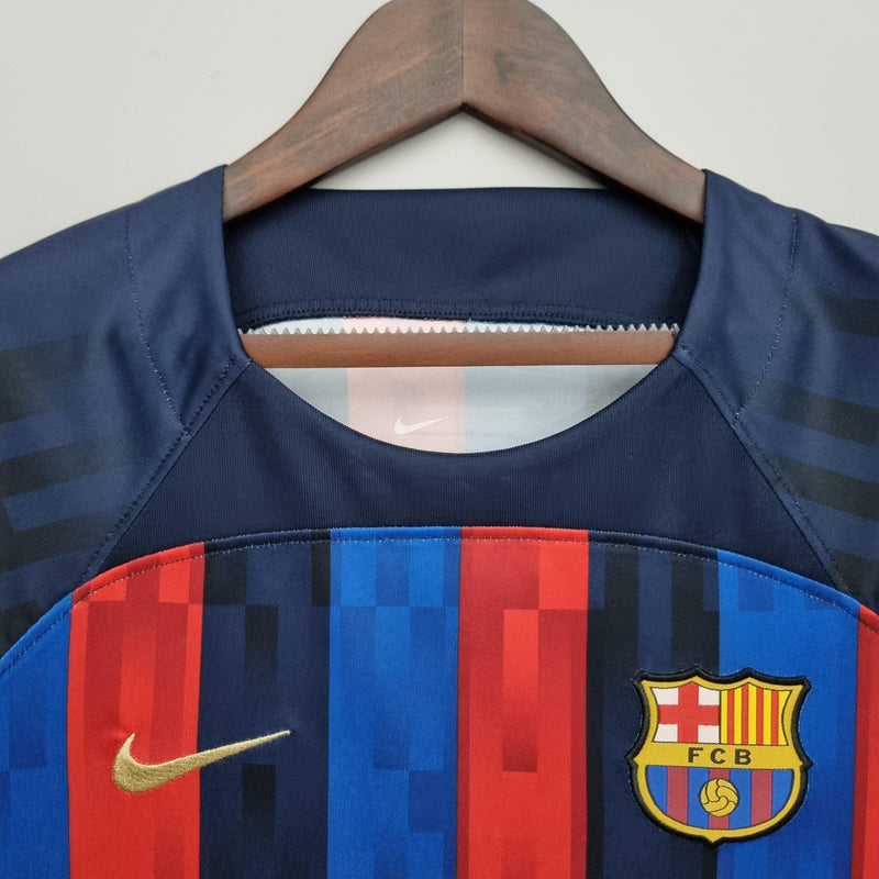 Camisa Feminina Barcelona I 22/23 Nike - Grená - DA Sports Oficial