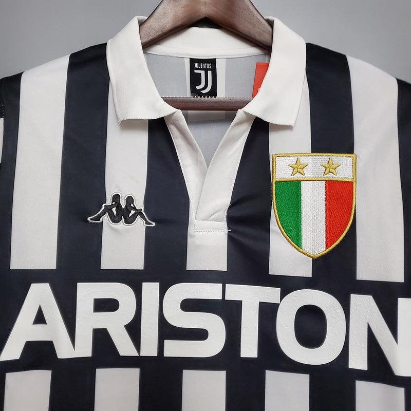 Camisa Juventus Retrô 1984/1985 Preta e Branca - Kappa - DA Sports Oficial