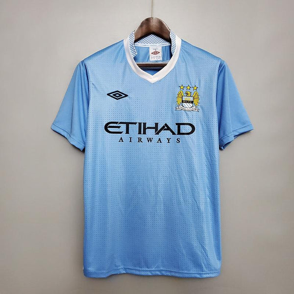 Camisa Manchester City Retrô 2011/2012 Azul - Umbro - DA Sports Oficial