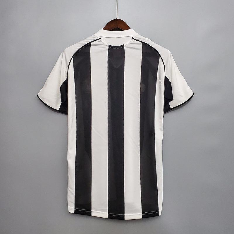 Camisa Newcastle Retrô 2005/2006 Preta e Branca - Adidas - DA Sports Oficial