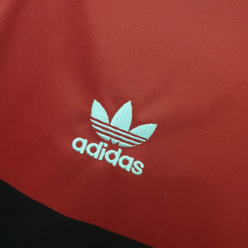 Camiseta Flamengo Retro 1982 Roja e Negra -