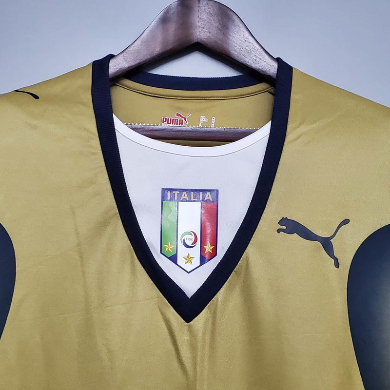 Camiseta Itália Retro 2006 - Dourada