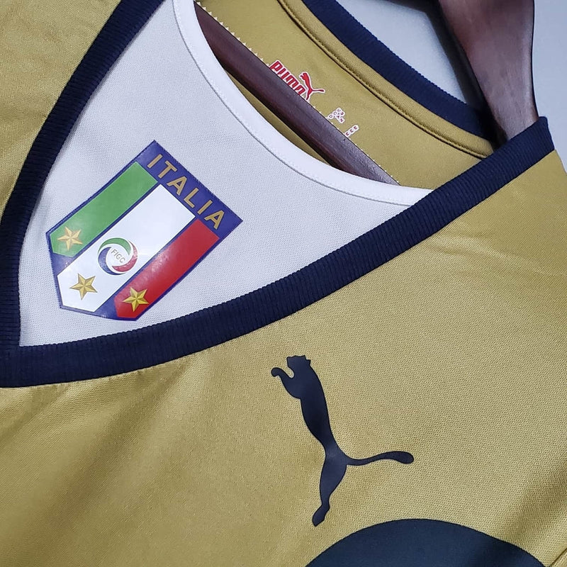 Camiseta Itália Retro 2006 - Dourada