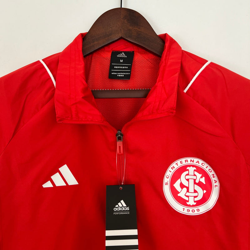 Abrigo Internacional 23/24