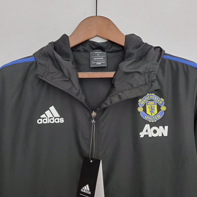 Corta-vento Manchester United 21/22 Adidas - Preto e Azul - DA Sports Oficial