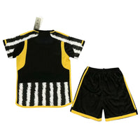 Conjunto para niño/niña Juventus Home 23/24