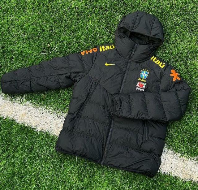 Jaqueta Bobojaco do Brasil 2022 Preto - Nike - DA Sports Oficial