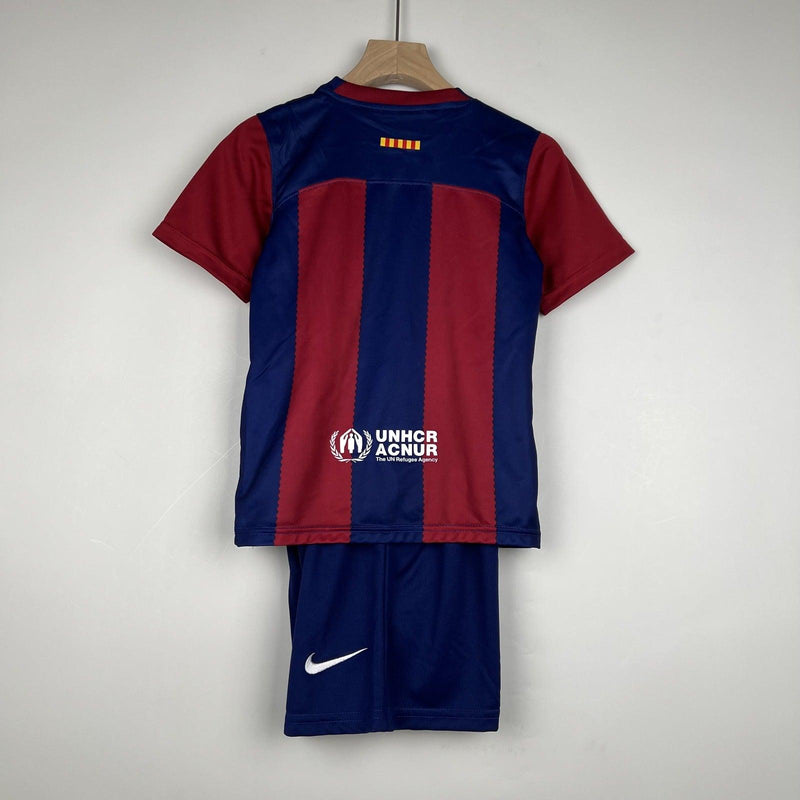 Kit Infantil Barcelona I 23/23 Nike - Azul e Grená - DA Sports Oficial