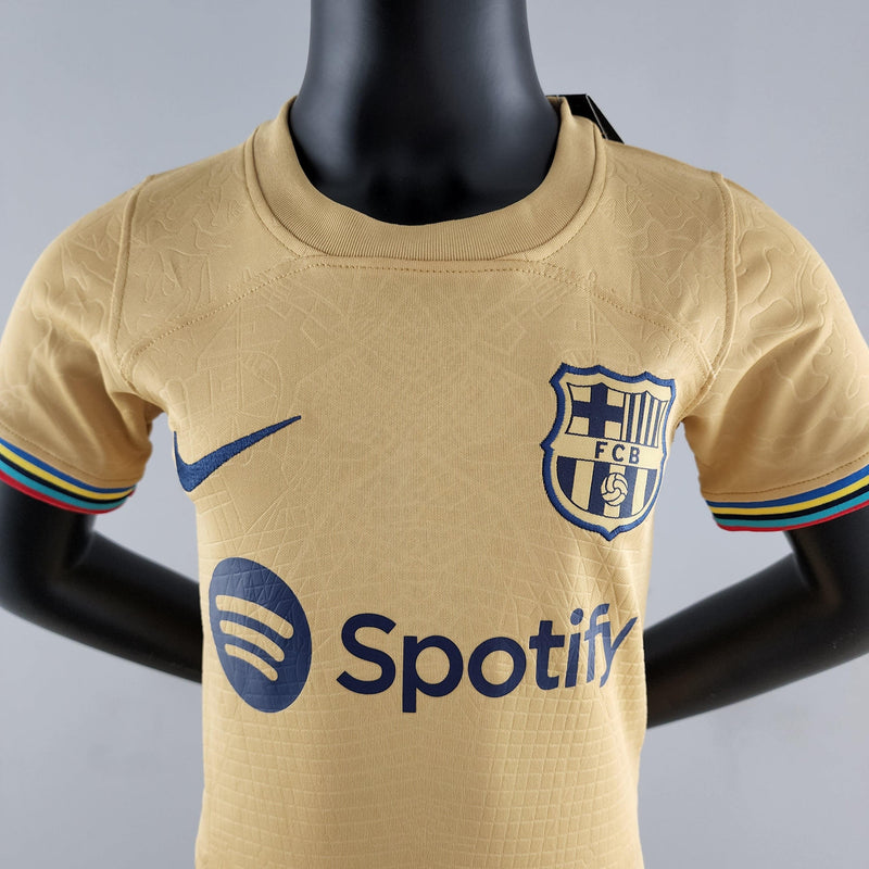 Kit Infantil Barcelona II 22/23 Nike - Dourado - DA Sports Oficial