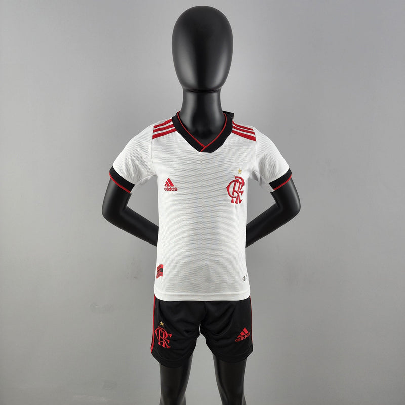 Kit Infantil Flamengo II 22/23 Adidas - Branco - DA Sports Oficial