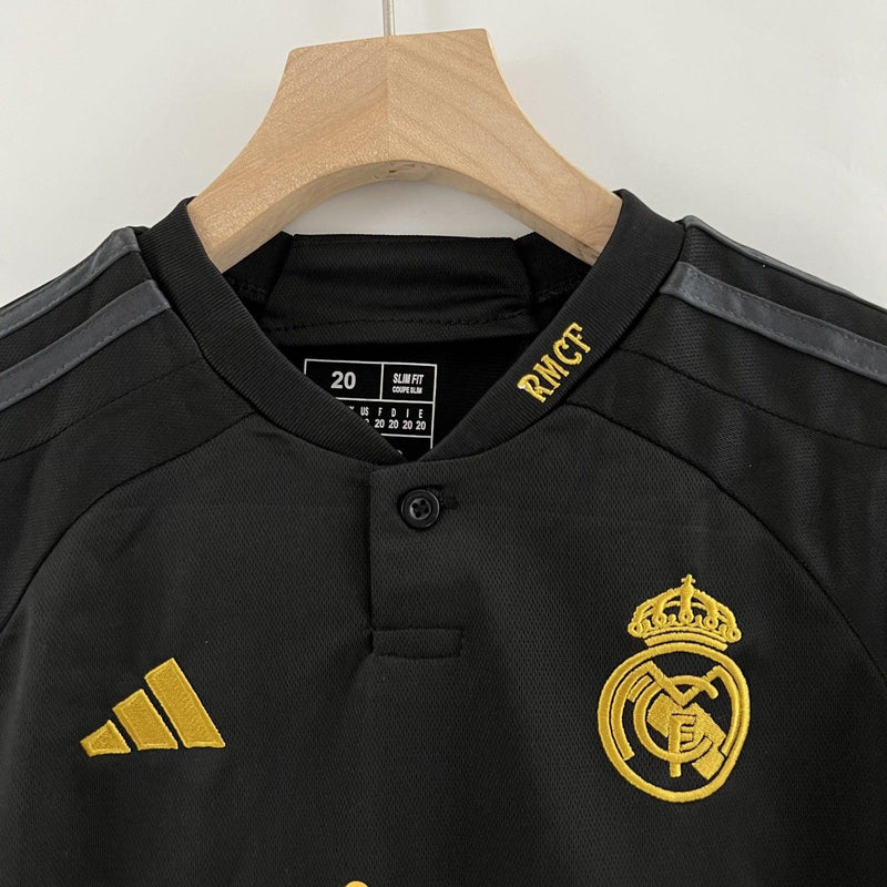 Kit Infantil Real Madrid III 23/23 Adidas - Preto - DA Sports Oficial