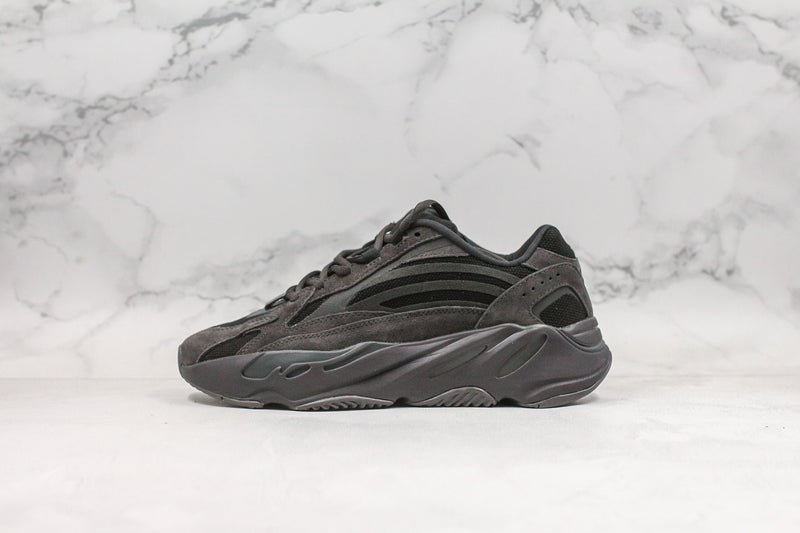 Adidas Yeezy Boost 700 Vanta