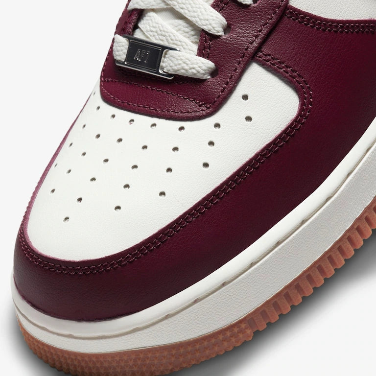 Air Force 1 '07 LV8 Wine and White