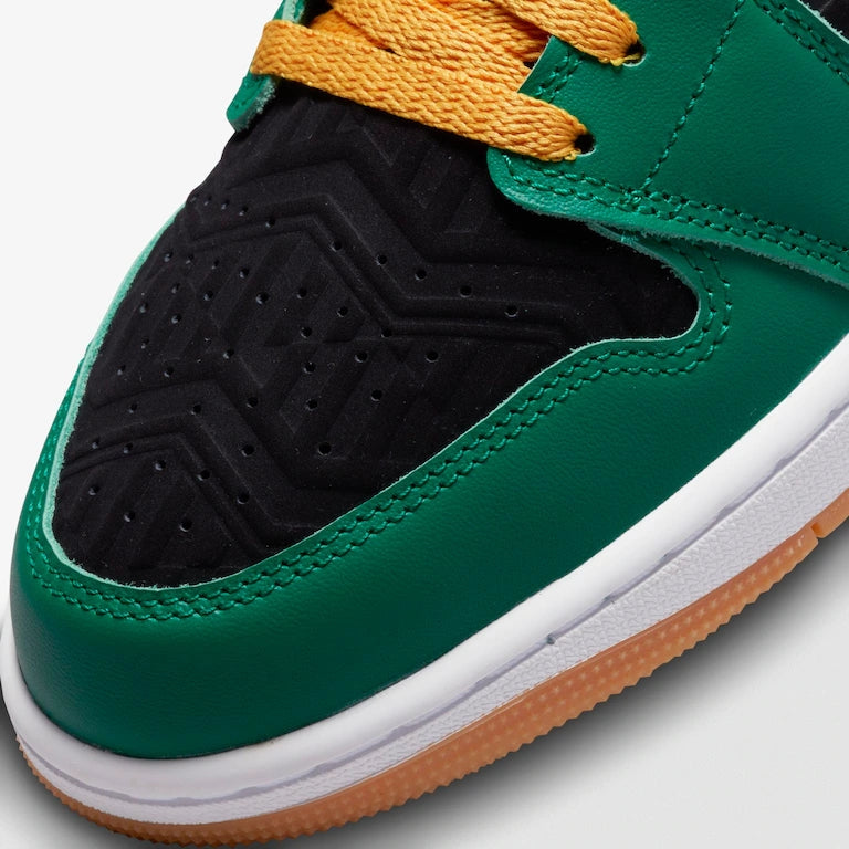 Air Jordan 1 Low SE Green and Black 2