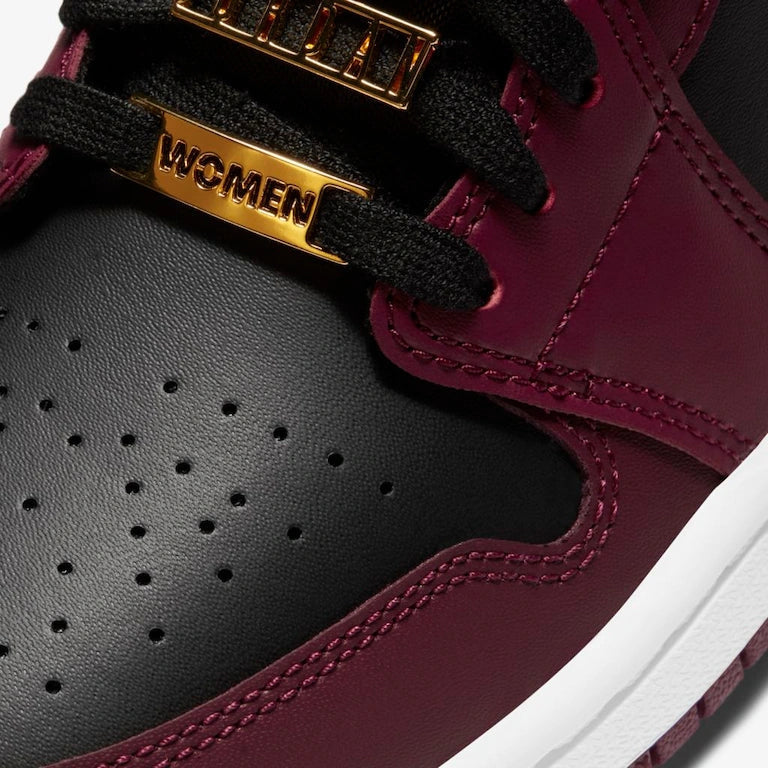 Air Jordan 1 Low Dark Beetroot