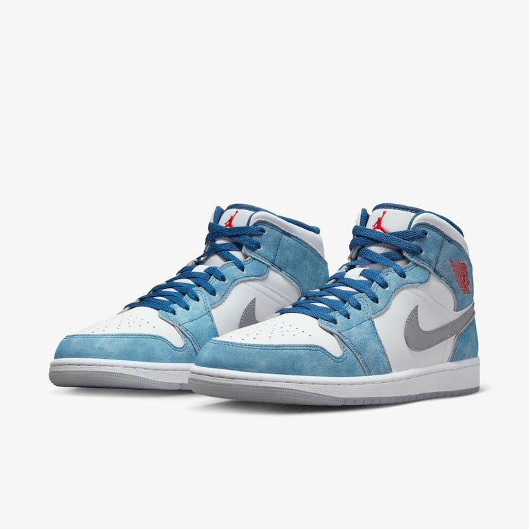 Air Jordan 1 Mid SE Baby Blue