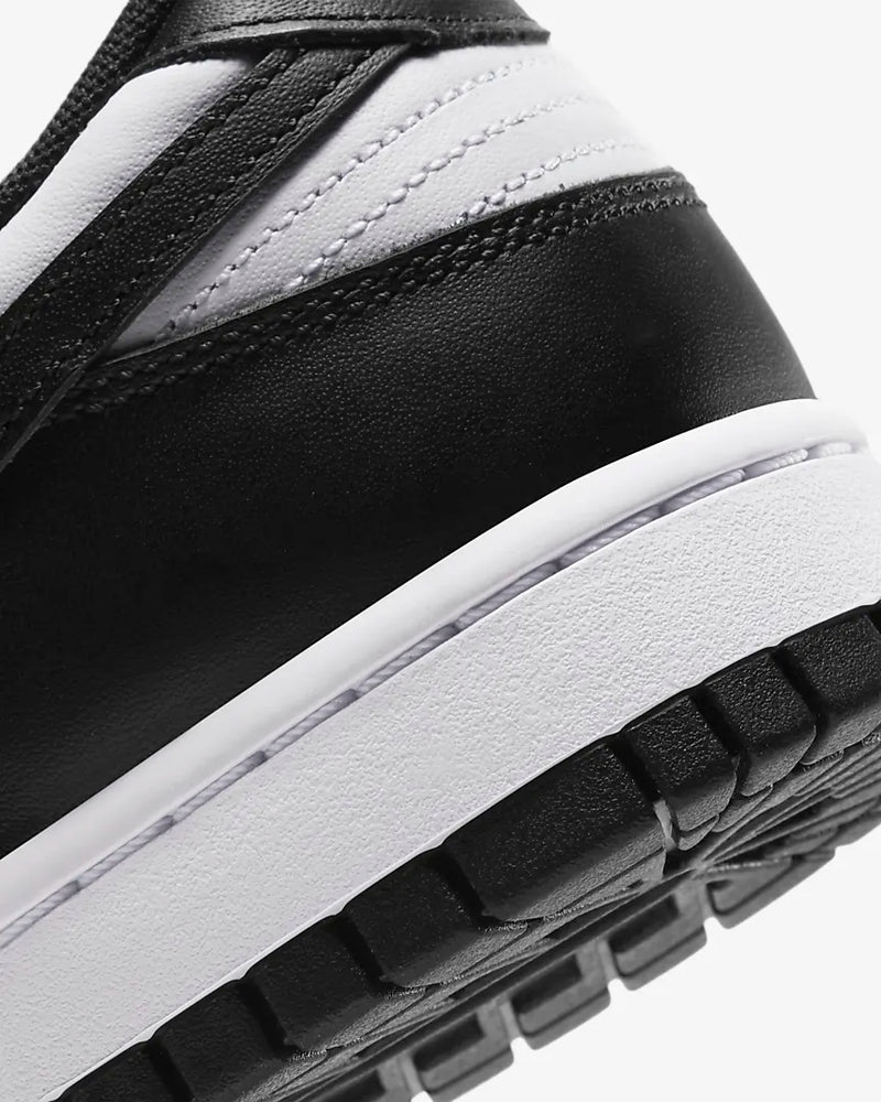 SB Dunk Low Retrô Black and White “Panda”