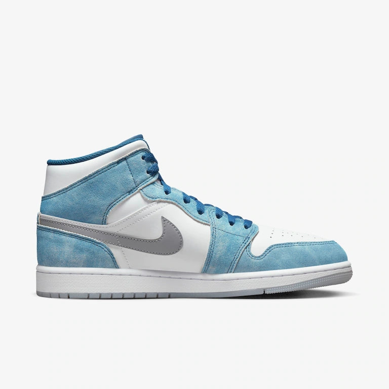 Air Jordan 1 Mid SE Baby Blue